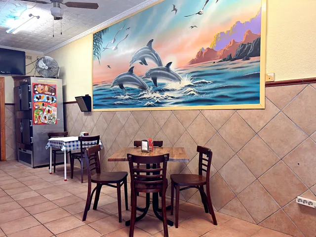 FANTASTICO LOCAL COMERCIAL EN VICENTE BLASCO IBAÑEZ — 3