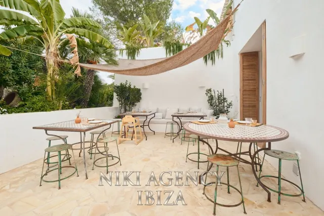 Casa-Chalet en Venta en Santa Eularia Des Riu Baleares - foto 5