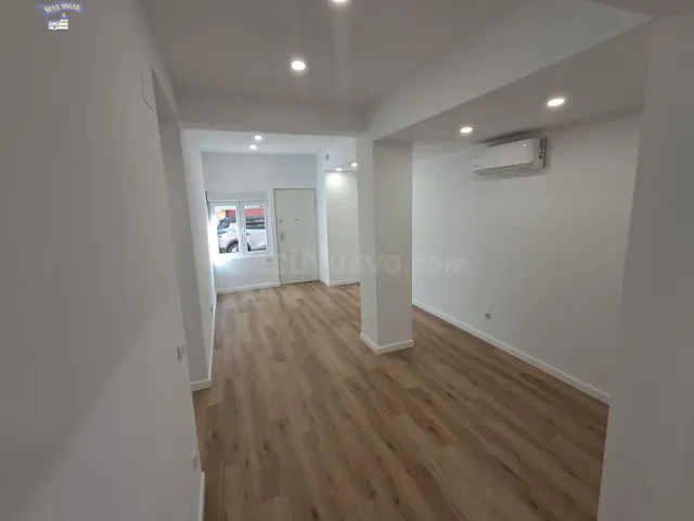 PLANTA BAJA REFORMADA DE 3 habitaciones FRENTE A CAN BAQUÉ – - foto 5