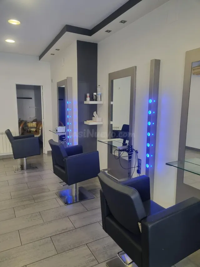 LOCAL EN VENTA CON LICENCIA EN RAMBLA EUROPA DE BARBERÀ DEL  - foto 2