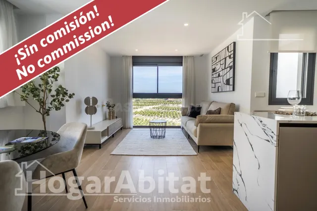 PRECIOSO ADOSADO A ESTRENAR CON PISCINA PRIVADA Y TERRAZA — 4