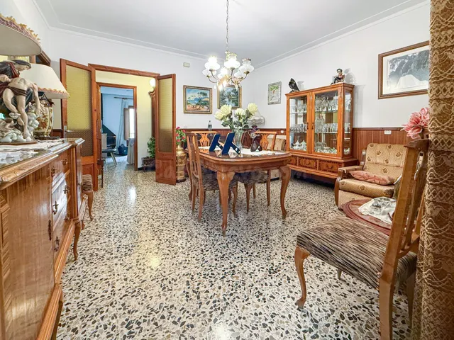 CASA DE PUEBLO TIPO DÚPLEX EN MANCOR DE LA VALL - foto 2