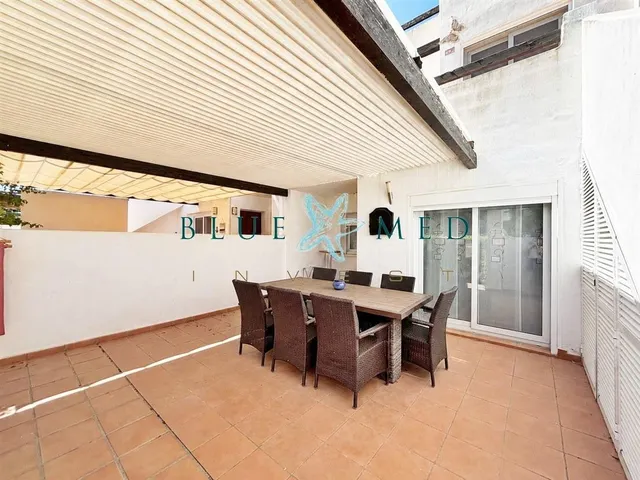 Apartamento en planta baja con jardín  en condado de alhama — 2