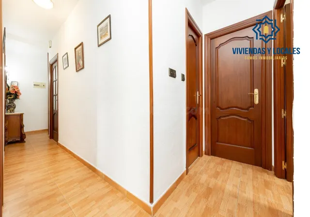 PISO DE 4 DORMITORIOS JUNTO AL PALACIO DE CONGRESOS, GRANADA - foto 4