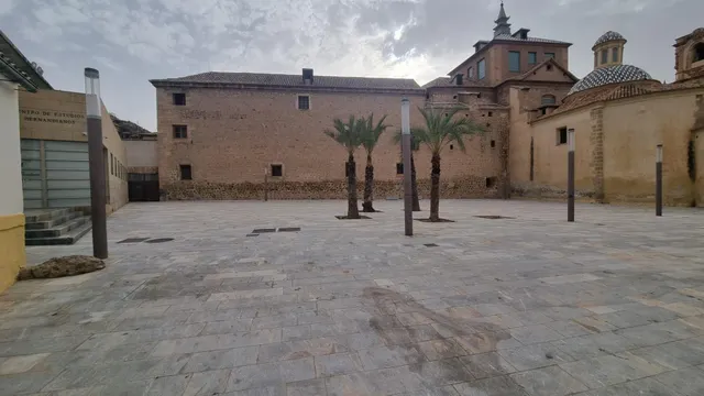 CASA MUSEO MIGUEL HERNÁNDEZ EXCLUSIVO SOLAR URBANIZABLE — 27