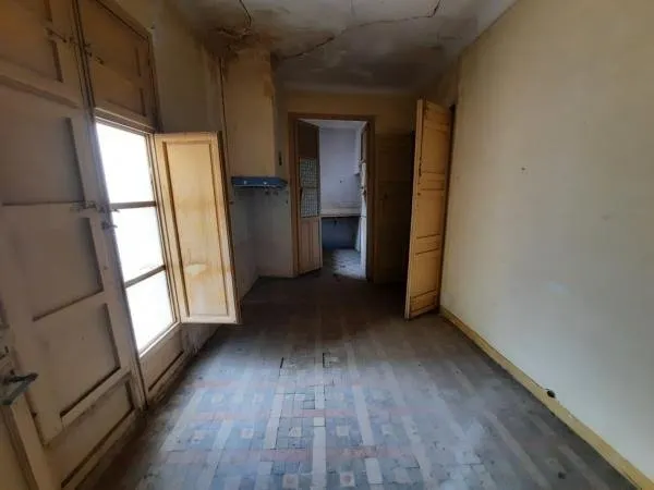 Planta baja de un edificio de 2 plantas — 27