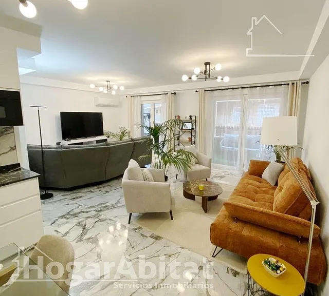 ¡VISTAS AL MAR! REFORMADO EN RESIDENCIAL CON PISCINA Y BALCÓN, EN LA PLAYA DEL CURA — 6