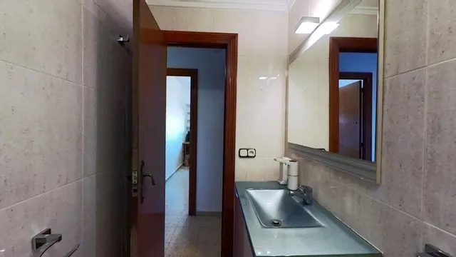 ¡Oportunidad en Quart de Poblet! Vivienda luminosa, reformada y lista para entrar a vivir. — 22