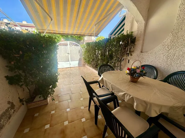 Fantástico dúplex de dos habitaciones con jardín, patio y ex