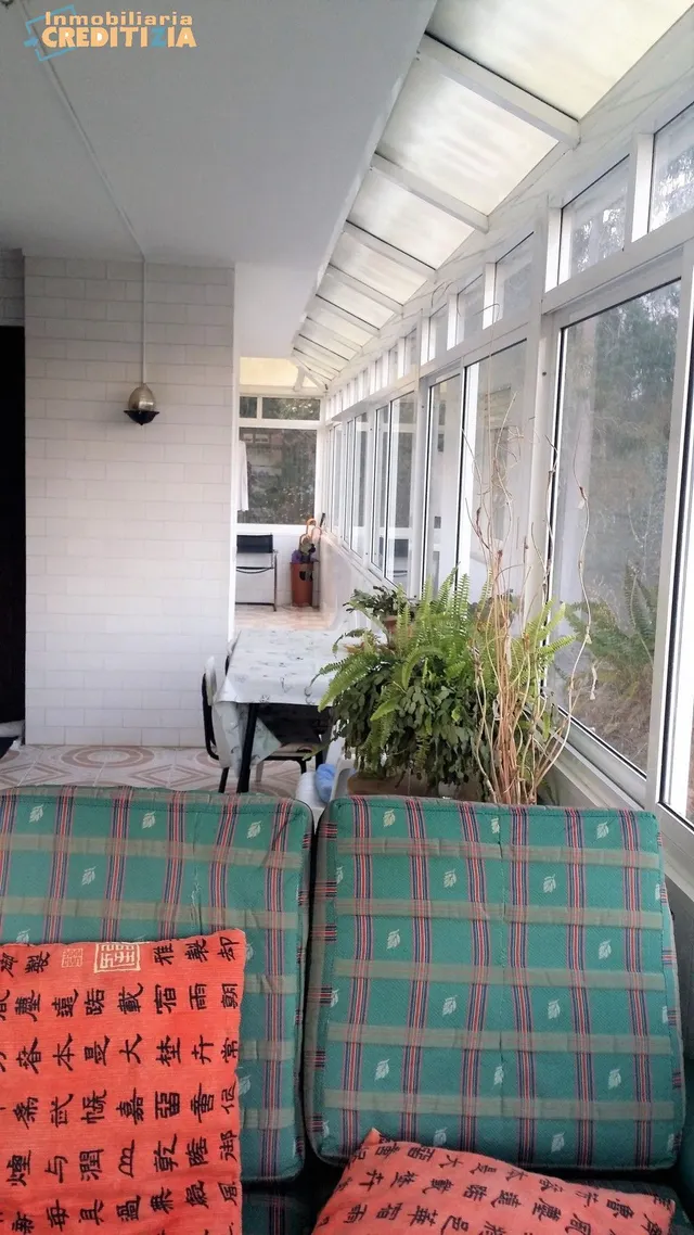 CASA INDEPENDIENTE DE 2 PLANTAS CON VISTAS DEPEJADAS