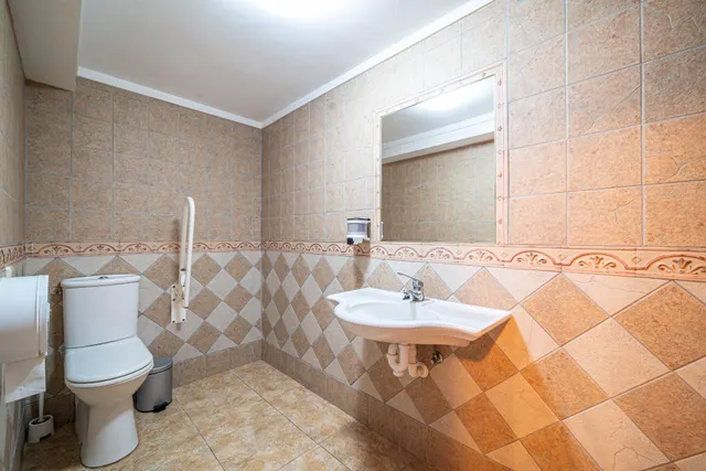 Restaurante de 541m2 en pleno funcionamiento en Maria de la Salud — 26