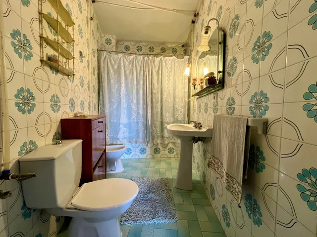 E. PISAZO DE 4 HAB. CON DOS TERRAZAS, DOS BAÑOS. — 46