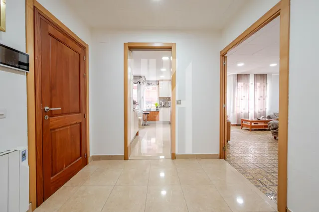 Piso con terraza privada y garaje en taialà — 11