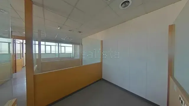 Local en venta en Calle de Gallecs — 21