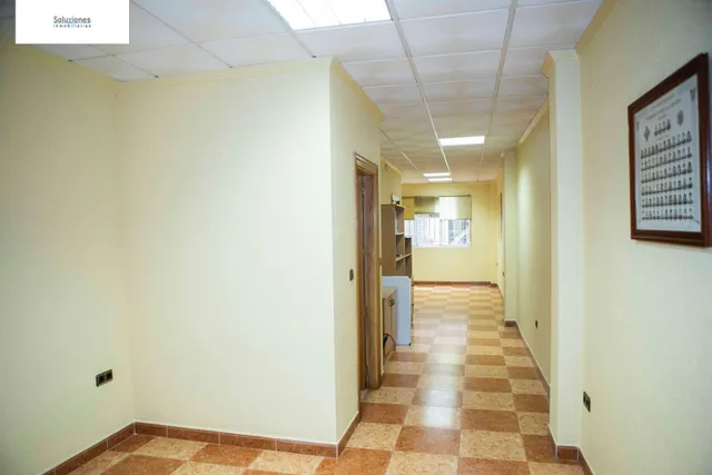 Impresionante Casa en San Pablo, Albacete - Espacio y Comodidad — 25
