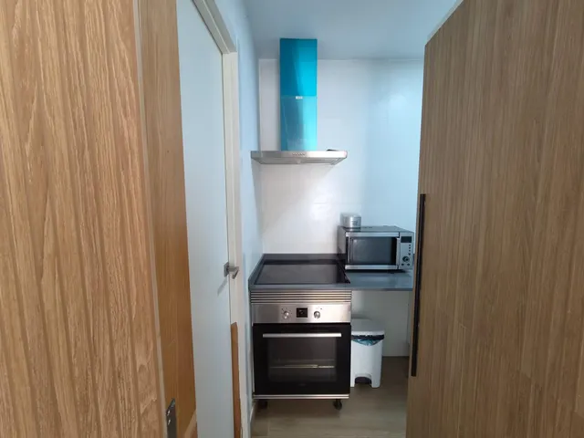 VIVIENDA EN GODELLA EN PLANTA BAJA — 12