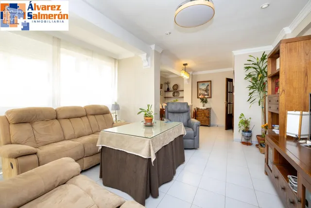 Piso 4 habitaciones 105m² en venta - Realejo — 4