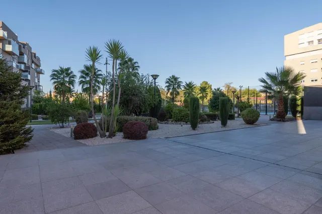 Moderno Apartamento Nuevo en el Campus de la Salud - Granada — 32