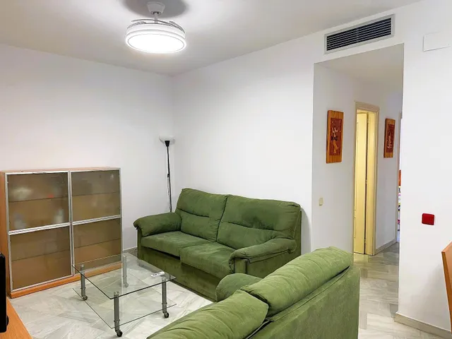 ALQUILER EN LOS CISNES -3 DORM. Y 2 BAÑOS — 7