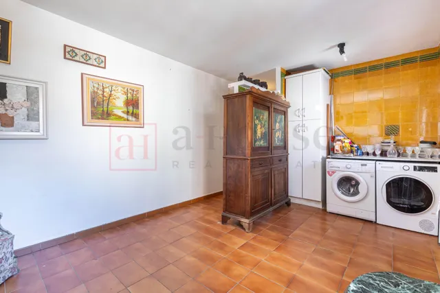 ÁTICO A REFORMAR CON BALCON EN LA VILA DE GRACIA — 11