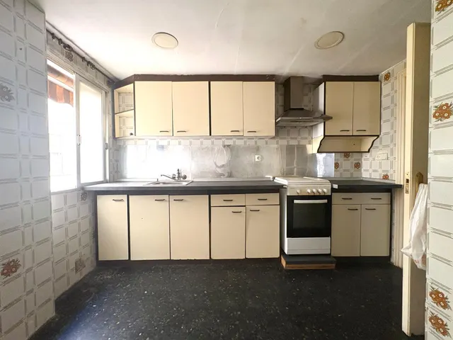 Amplia vivienda de 4 dormitorios con terraza, ascensor y vistas a la Sierra Calderona, en pleno centro de Godella — 32