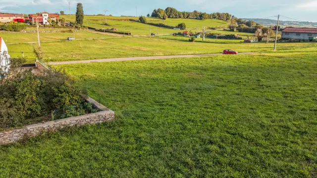 ¡Oportunidad única en Ambás (Carreño)! Espectacular finca llana edificable de 3.916 m2 con posibilidad de 2 viviendas independientes — 10