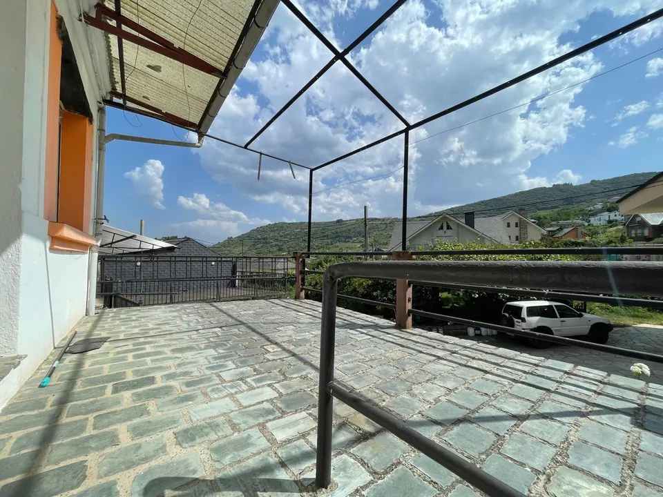 SE VENDE CASA EN CORULLÓN