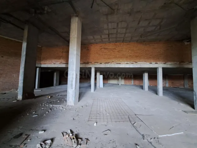 LOCAL EN VENTA EN ALZIRA. POSIBILIDAD DE ADQUIRIR HASTA 1200 - foto 4