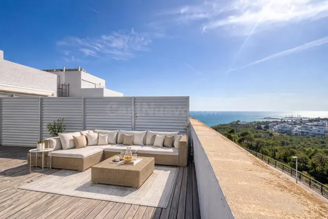 ATICO DUPLEX EN SANT PERE DE RIBES, URBANIZACIÓN CASAS DEL M - foto 4