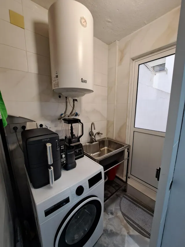 VIVIENDA COMPLETAMENTE REFORMADA Y PERFECTAMENTE EQUIPADA — 29
