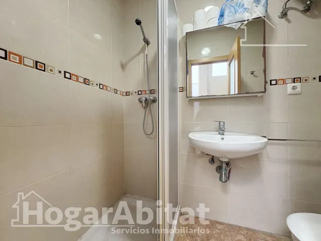 ¡Vistas a las montañas! Casa amplia y luminosa para reformar con patio y gran terraza — 45