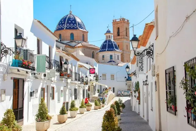VILLA DE LUJO DE OBRA NUEVA EN ALTEA HILLS — 16
