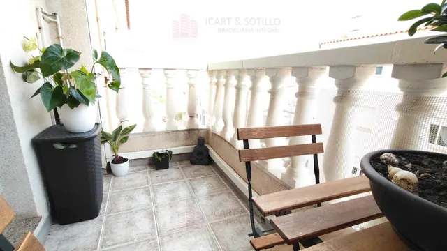 MAGNÍFICO PISO DE CUATRO DORMITORIOS Y GARAJE EN EL CASCO URBANO DE VINAROZ PARA ENTRAR A VIVIR — 12