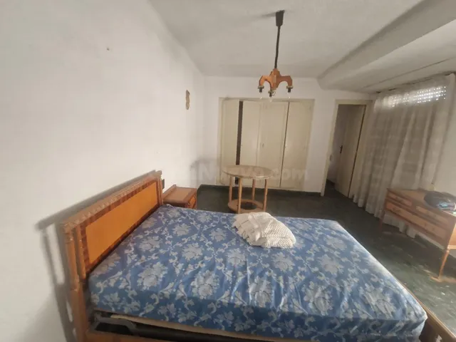ESTUPENDO PISO CERCA DE LA PLAZA MAYOR EN ALZIRA - foto 2