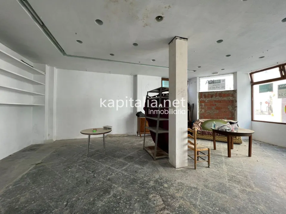 Local comercial a la venta en Ontinyent, zona Sant Antoni