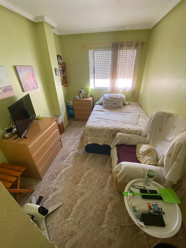 Amplio Piso en Águilas, Ideal para Familias — 48