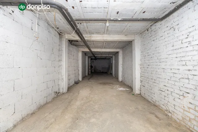 Local comercial de 150 m2 entre Camino de Ronda y Alhamar – doble acceso — 7