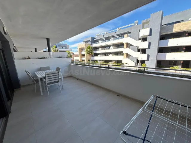 Apartamento de 2 dormitorios y 1 baño en Playa Flamenca (Orihuela Costa) — 5