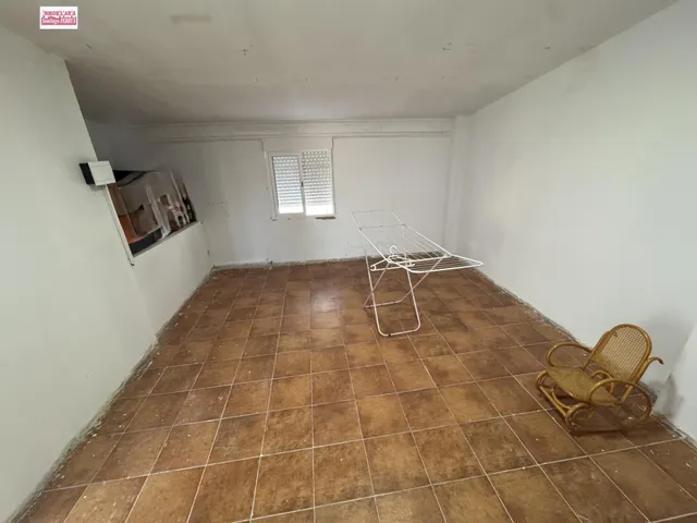 VENTA DE CASA EN BENIFAIO CON ACCESO POR DOS CALLES — 20