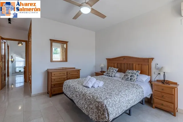 EXCLUSIVO CHALET INDIVIDUAL EN HUÉTOR VEGA — 23