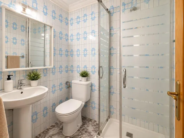 SE VENDE PISO LUMINOSO EN ALCARAVANERAS — 8