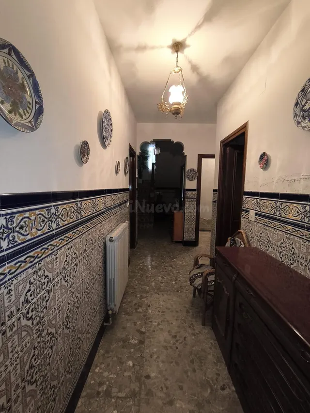 Amplia Casa en Noblejas - Oportunidad Única por €180,000 — 5