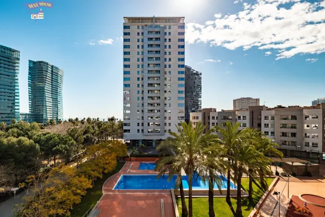 PISO REFORMADO CON VISTA AL MAR — 18