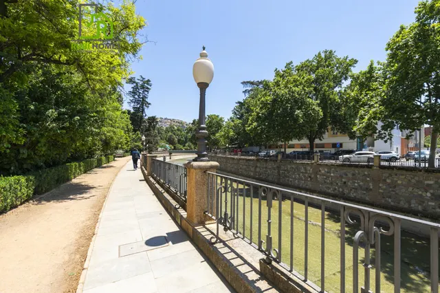 CASA ADOSADA EN VENTA - GRANADA (El Realejo) — 26