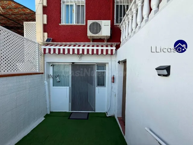 Descubre tu nuevo hogar en la Pobla de Vallbona: un paraíso  - foto 2