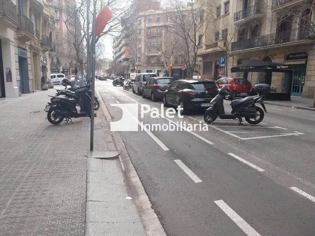 Plaza de aparcamiento en alquiler – Eixample (planta -1) — 5