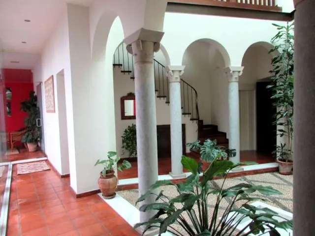 CASA DE LUJO EN PLENO CENTRO DE CÓRDOBA CAPITAL — 5
