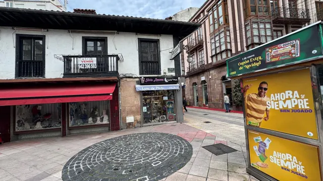 PRIMER PISO DE 146 M. ÚTILES EN LA ZONA MÁS CENTRICA DE TORRELAVEGA — 3
