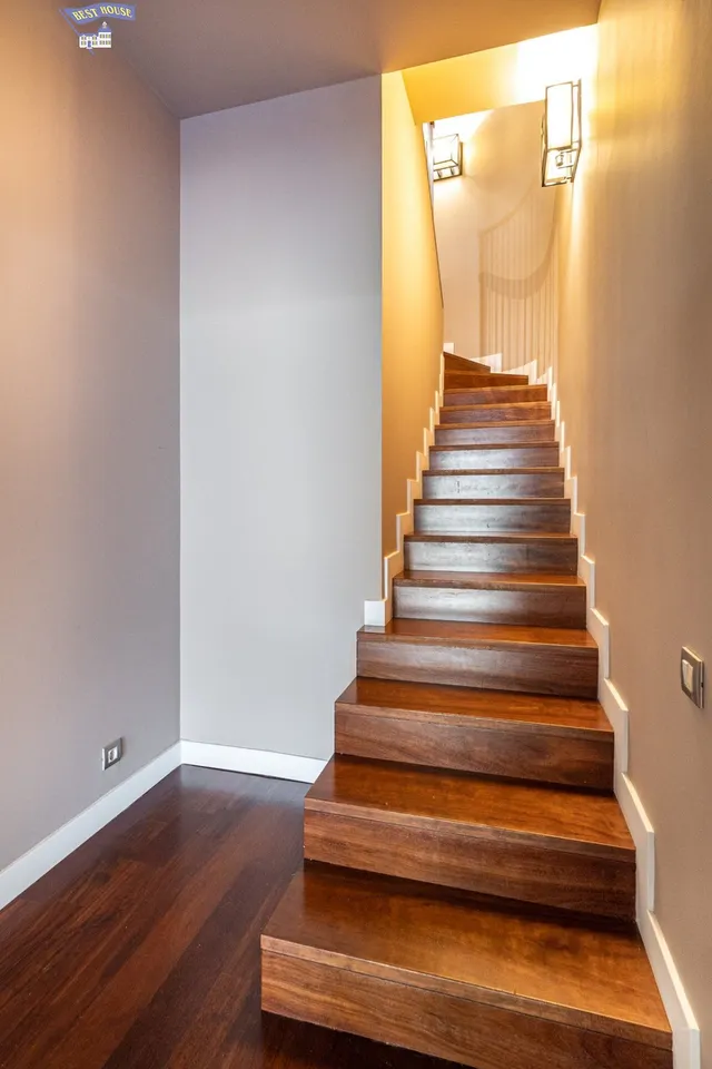 PISO DUPLEX REFORMADO — 33