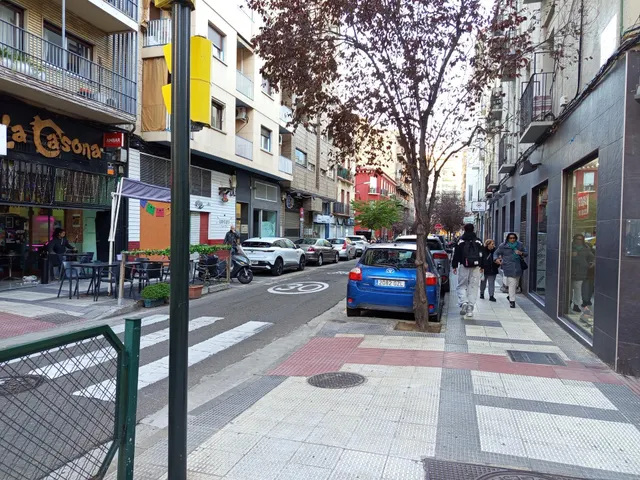 Garaje en C/ Cánovas. Zaragoza — 8